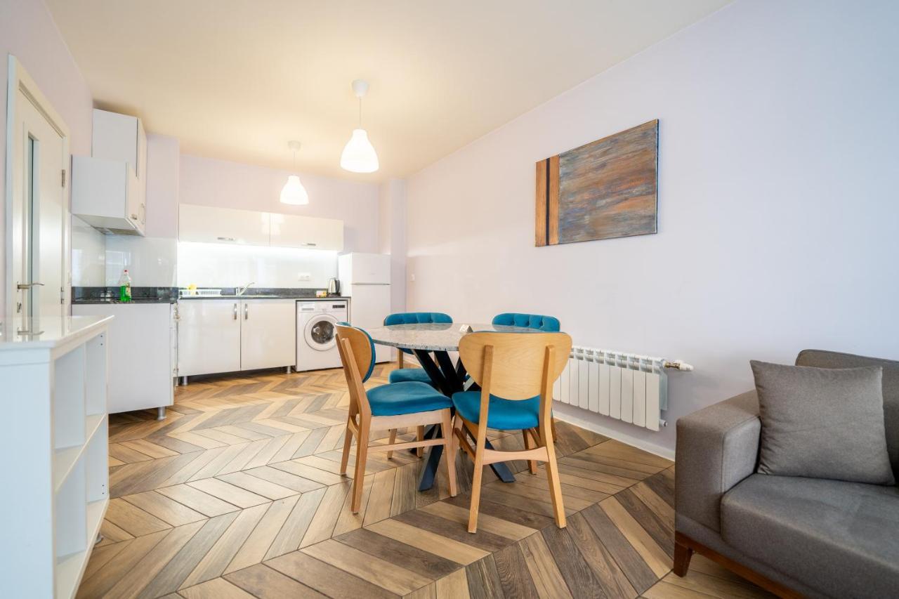 Sunny Apartment In Studentski Grad, Behind Unss Sofia Luaran gambar